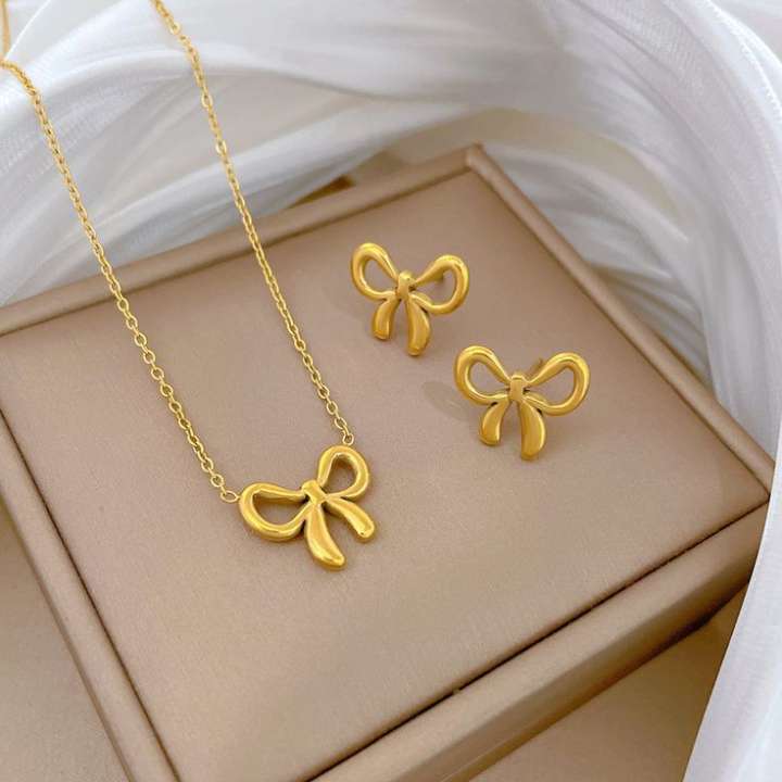 ✨ Golden Bow Elegance Jewelry Set ✨